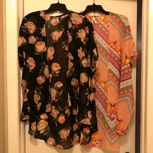 🎉Black Floral and Coral Tribal Print Kimono🎉